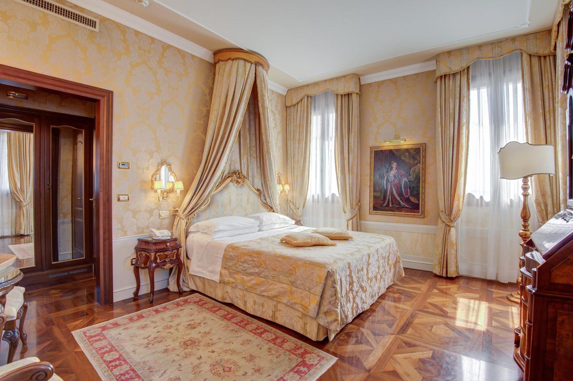 Hotel Canal Grande Venedig